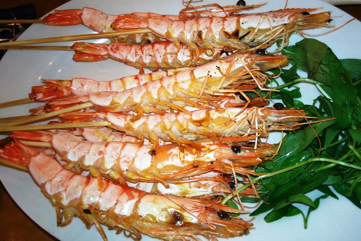 Grilled lake shrimp, Tôm nướng