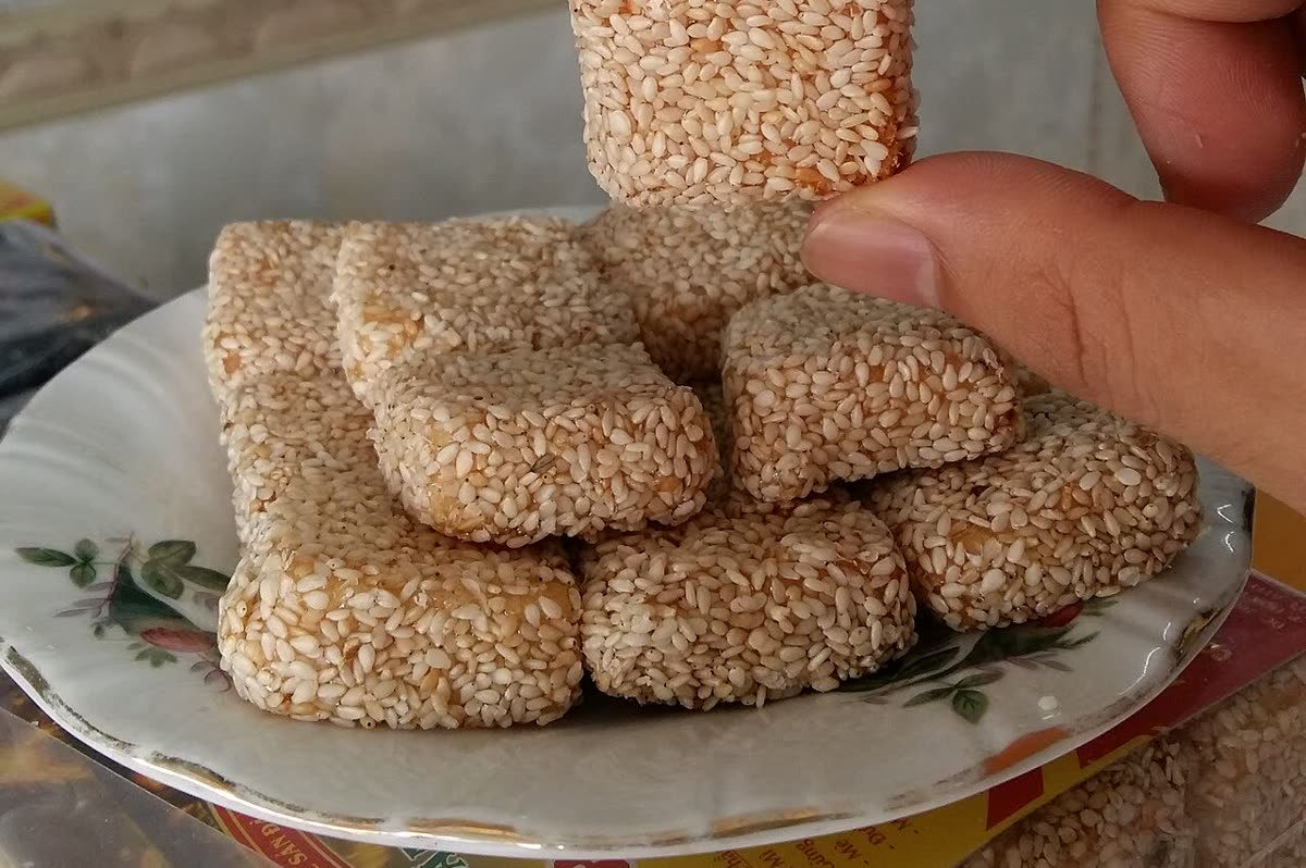 Banh kho me, Bánh khô mè