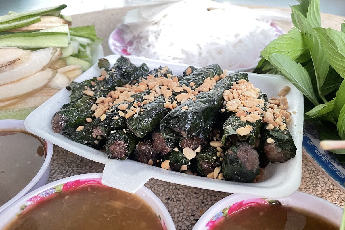 Beef offal steamed with ginger, lòng bò hấp gừng