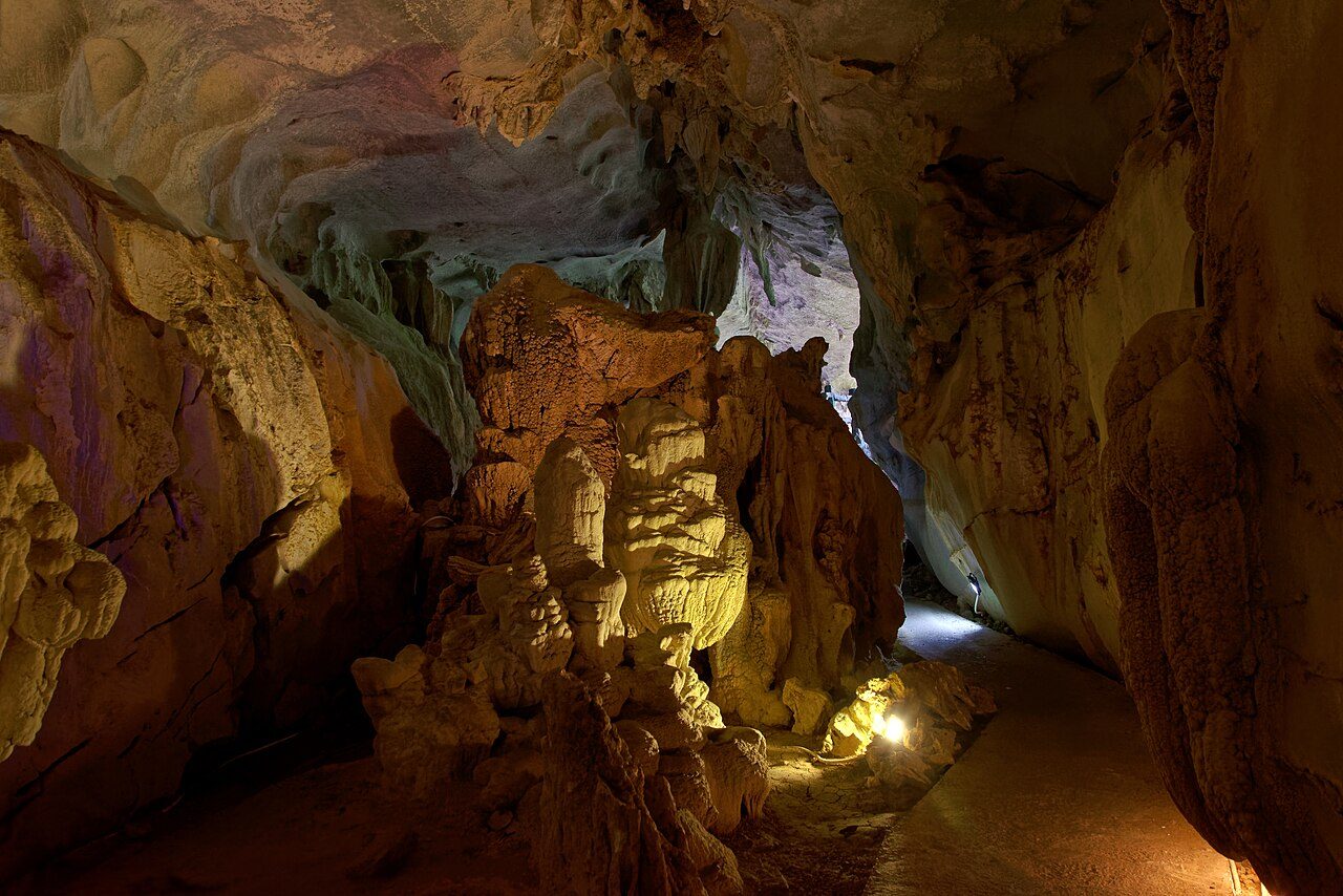 Trung Trang Cave