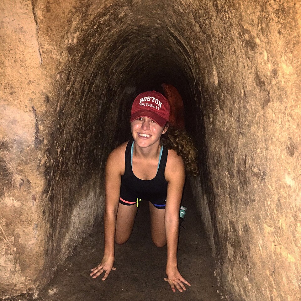 Tunnel crawl