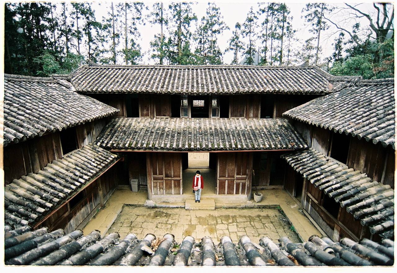 Vuong family palace