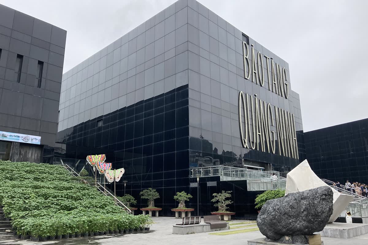 Quang Ninh Museum from an angle, with the coal form and the sign