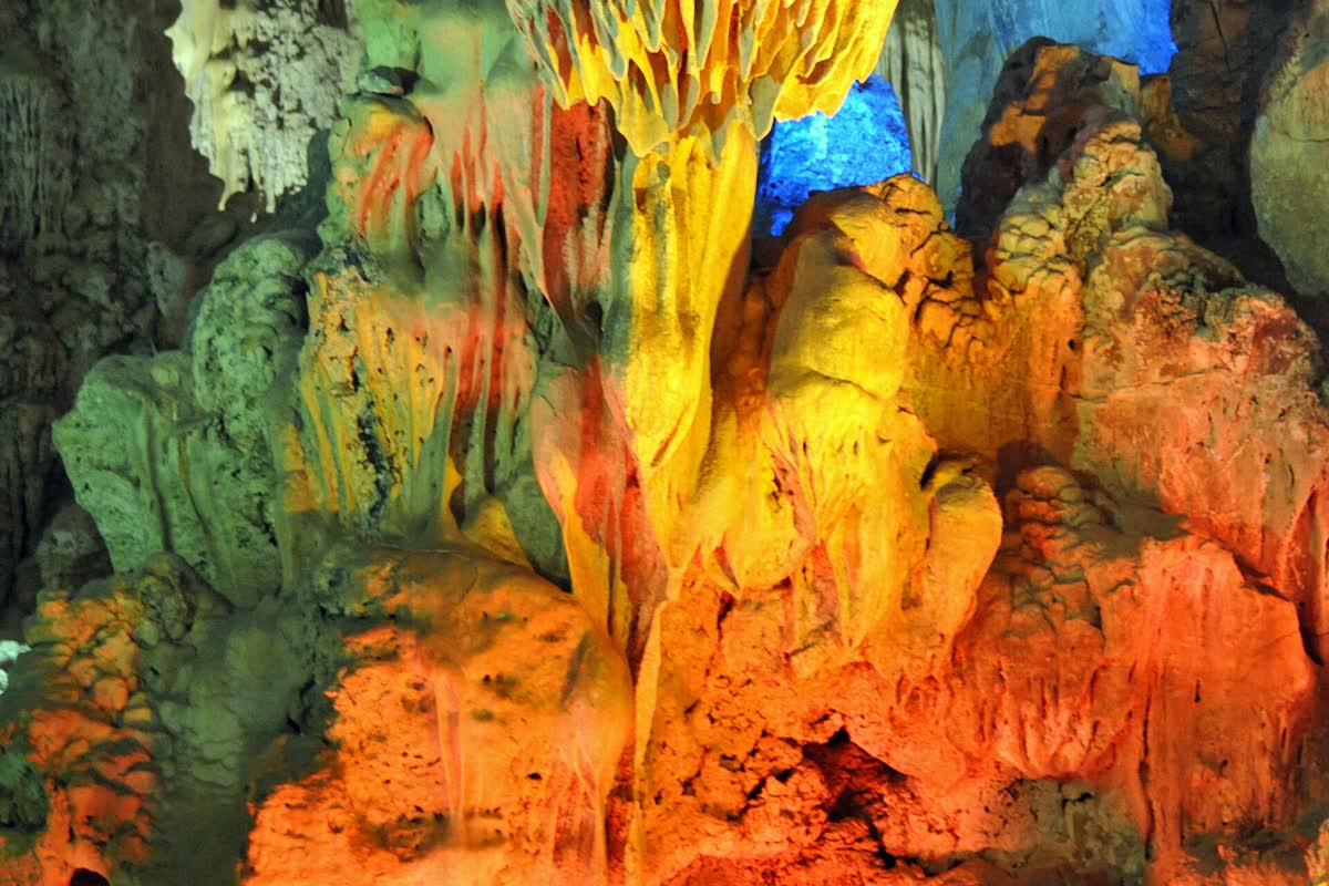 Limestone formations inside Thien Cung Cave in Ha Long Bay