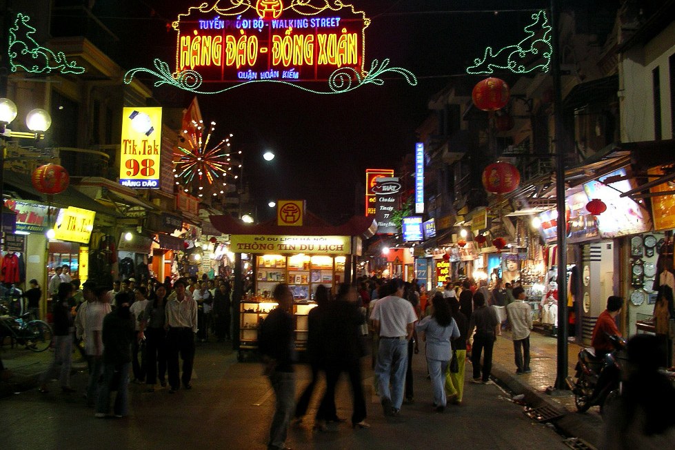 Hang Dao night market