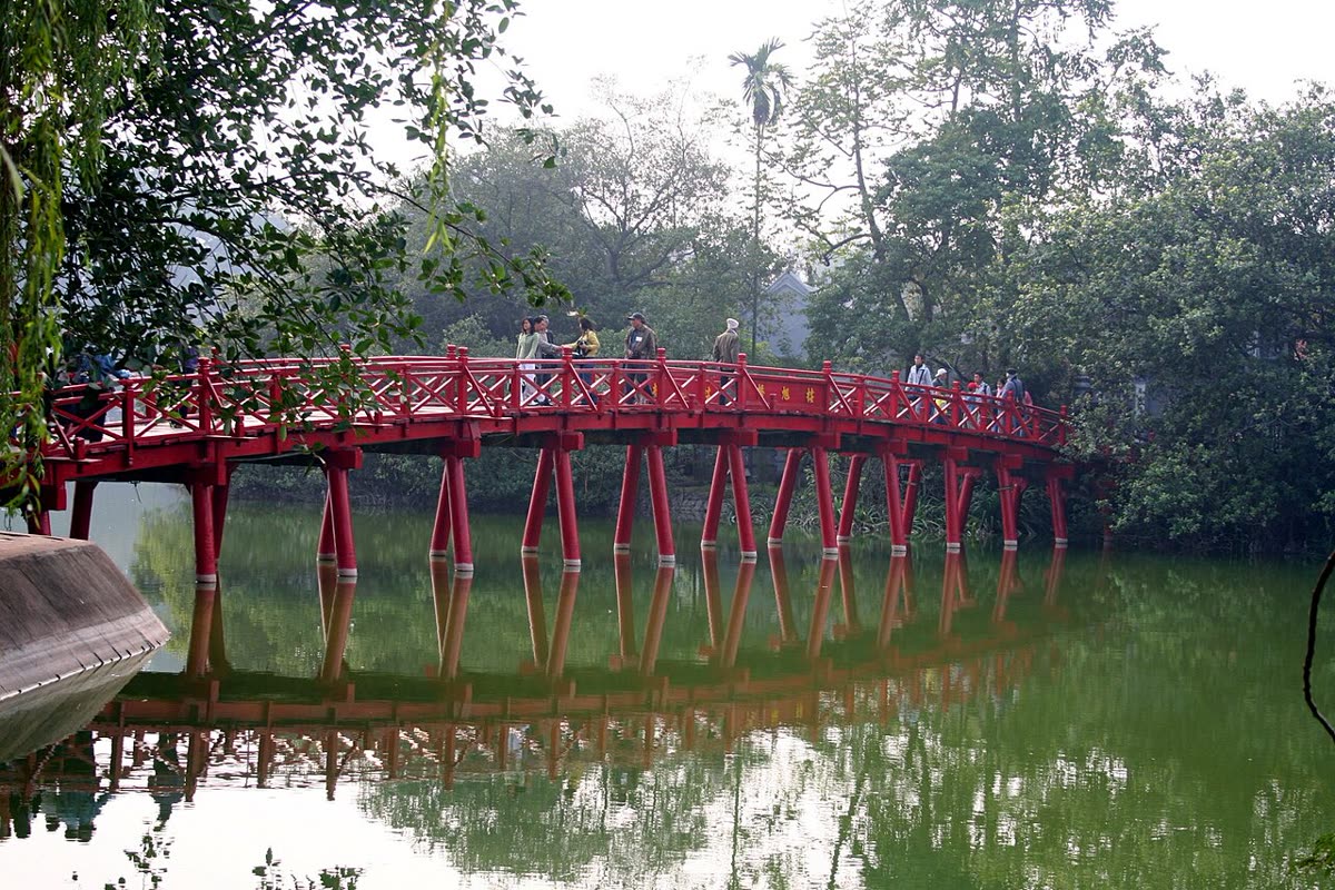 Ngoc Son Temple