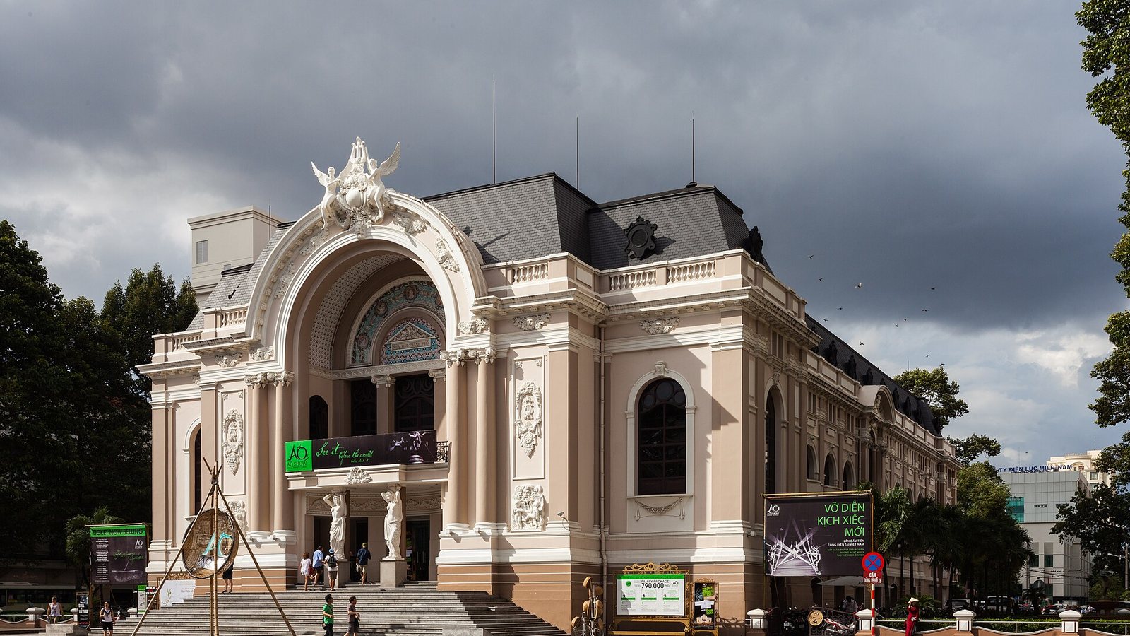 Saigon Opera House seen from the side of the street