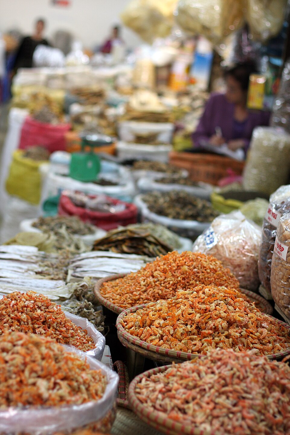 Dong Xuan Market
