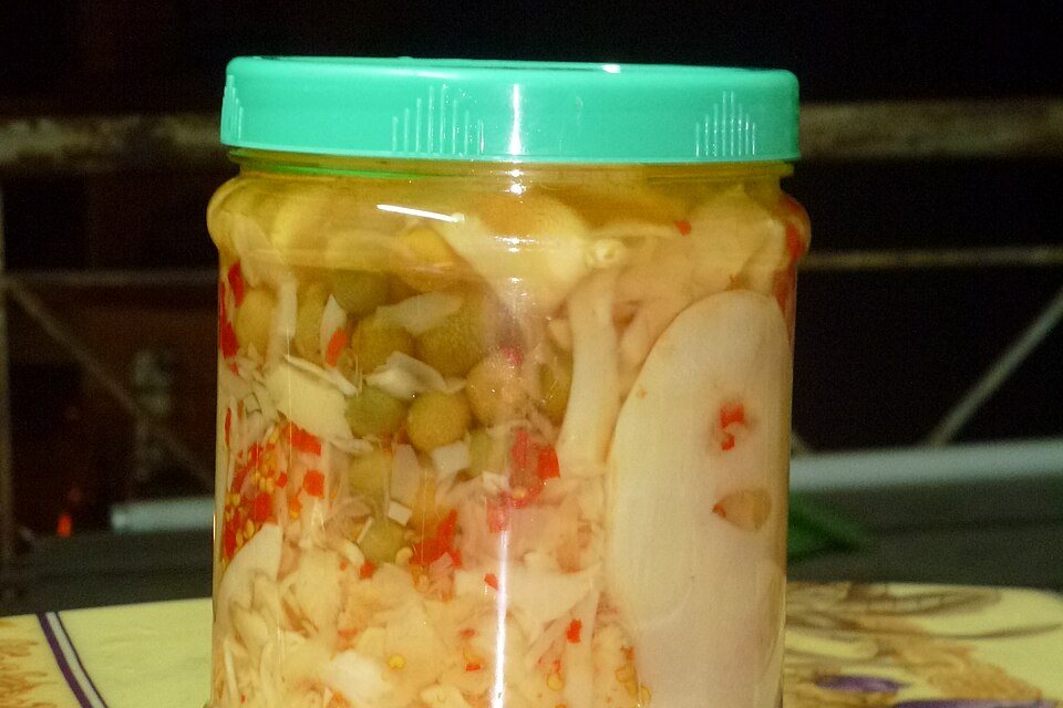 Sour bamboo shoot