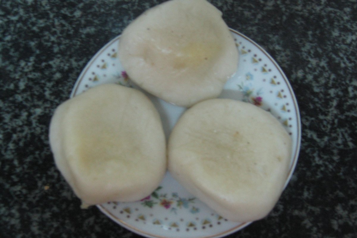 Banh day, Bánh dầy