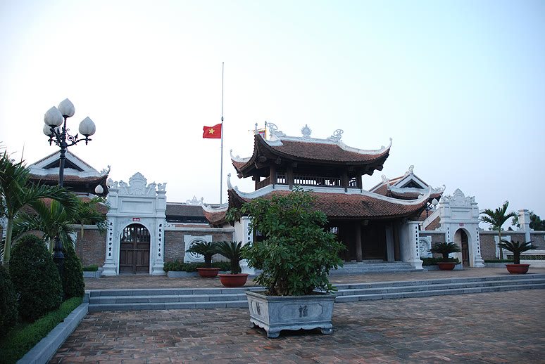 Quyet Mountain