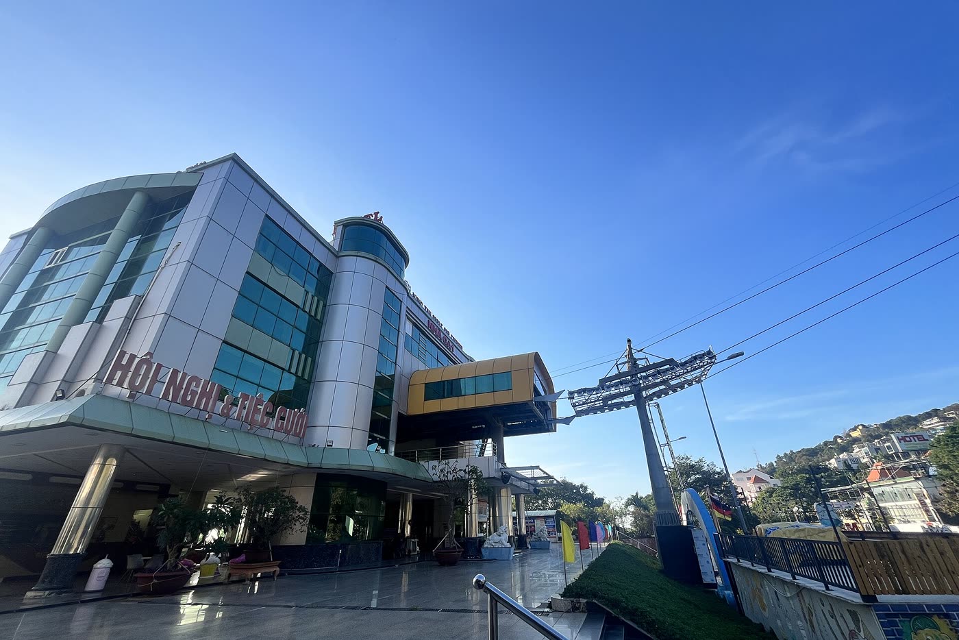 Ho May cable-car station in Vung Tau, cables running up the hill